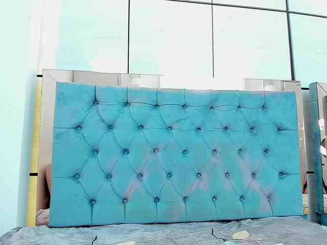 PocahontasPow webcam