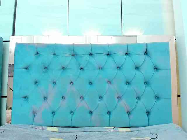 PocahontasPow webcam