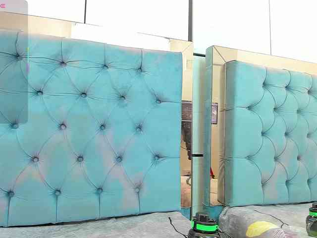 PocahontasPow webcam