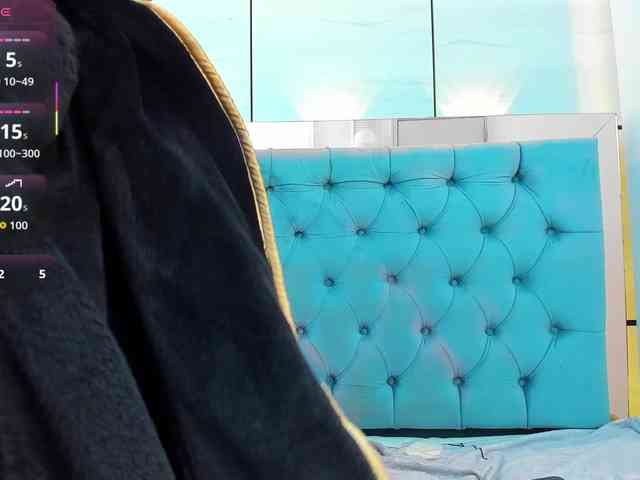 PocahontasPow webcam