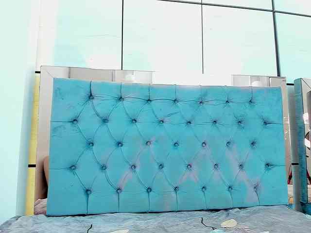 PocahontasPow webcam