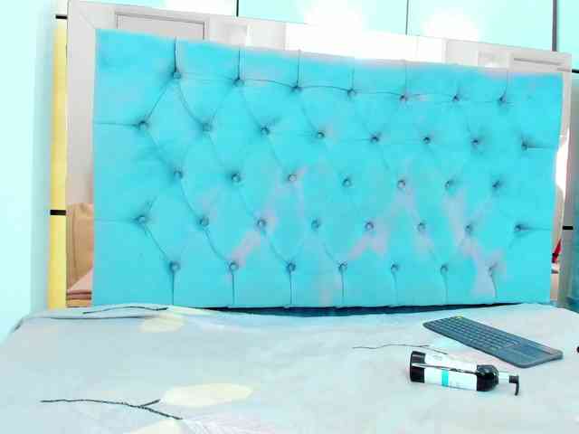 PocahontasPow webcam