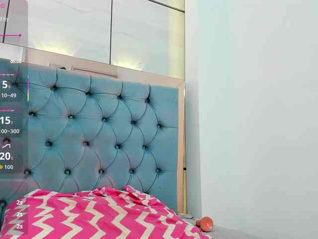 PocahontasPow webcam