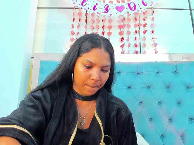 PocahontasPow webcam