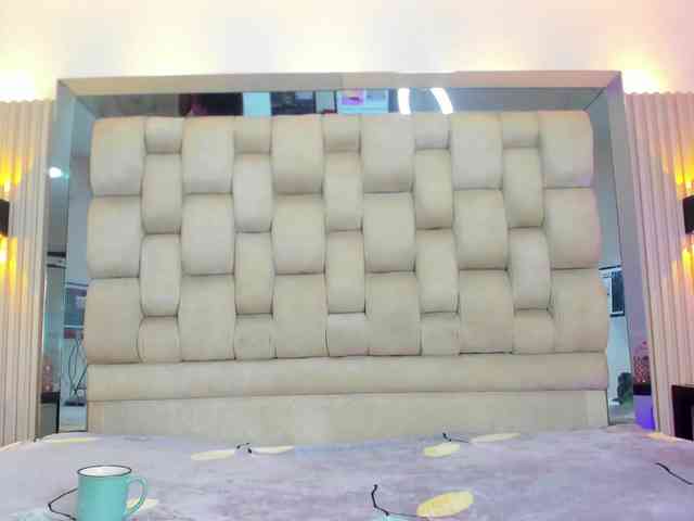 PocahontasPow webcam