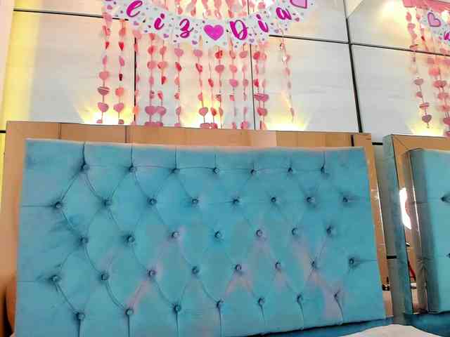 PocahontasPow webcam