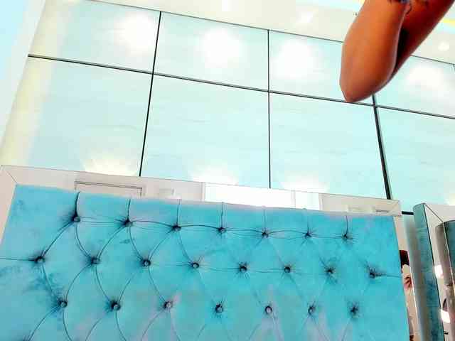 PocahontasPow webcam