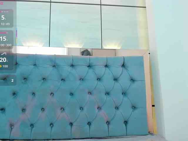 PocahontasPow webcam