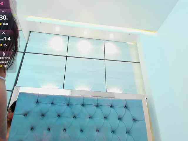 PocahontasPow webcam