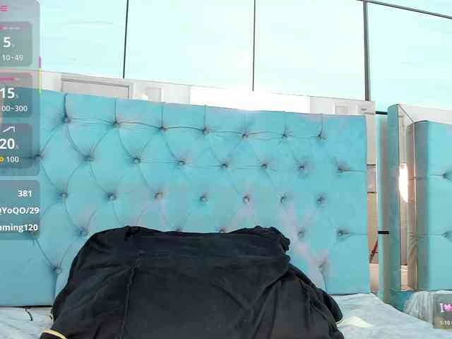 PocahontasPow webcam