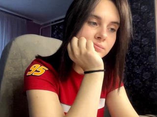 CANDY-LIPS-GIRL Porn Show