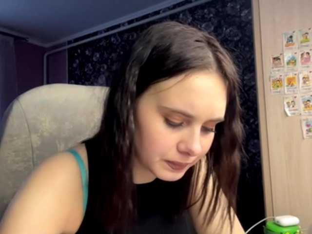 CANDY-LIPS-GIRL from BongaCams is Freechat