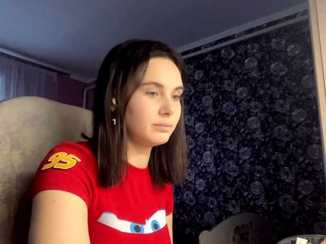 CANDY-LIPS-GIRL from BongaCams is Freechat