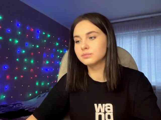 CANDY-LIPS-GIRL webcam