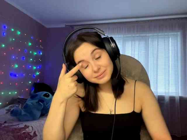 CANDY-LIPS-GIRL webcam