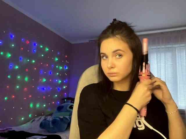 CANDY-LIPS-GIRL webcam