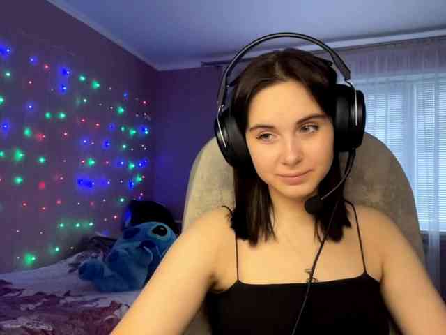 CANDY-LIPS-GIRL webcam