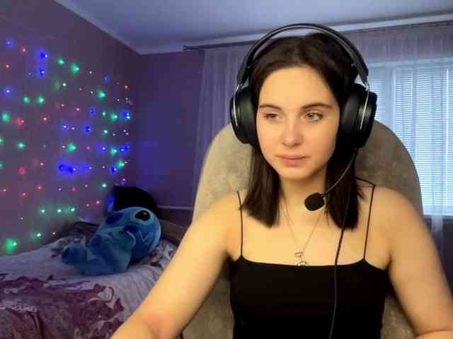 CANDY-LIPS-GIRL webcam