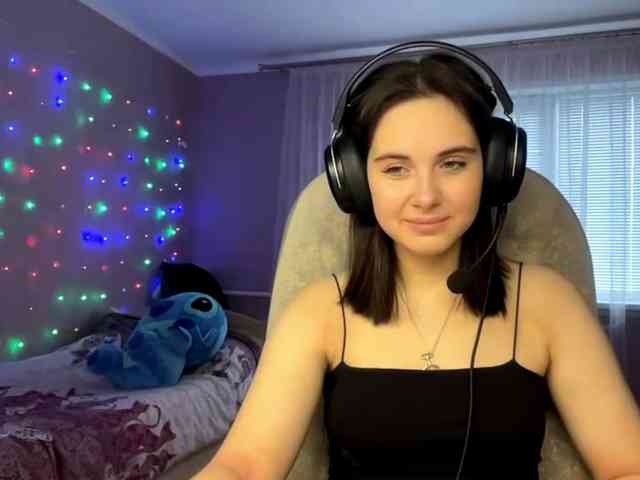 CANDY-LIPS-GIRL webcam