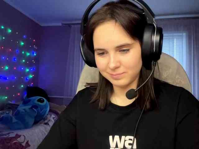 CANDY-LIPS-GIRL webcam