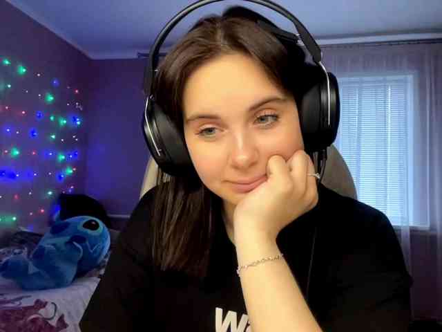 CANDY-LIPS-GIRL webcam