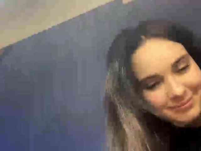 CANDY-LIPS-GIRL webcam