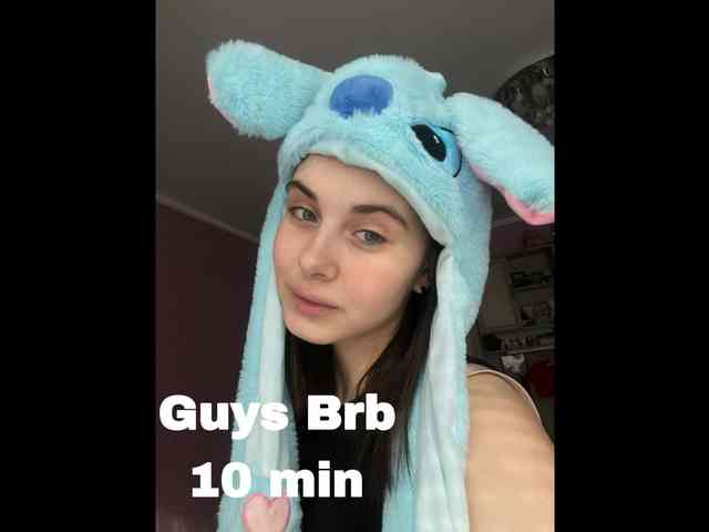 CANDY-LIPS-GIRL webcam