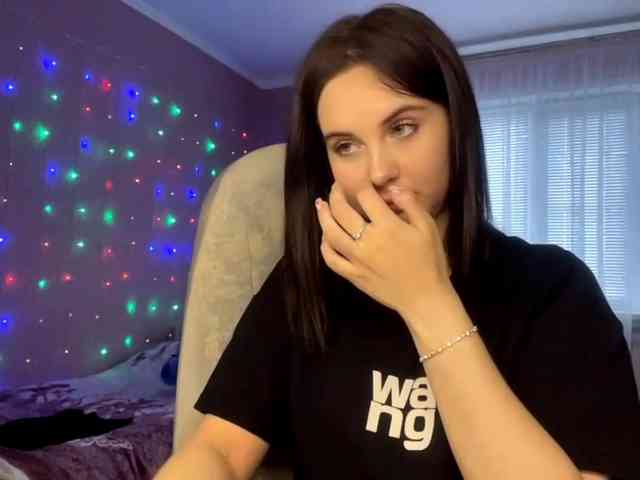 CANDY-LIPS-GIRL webcam