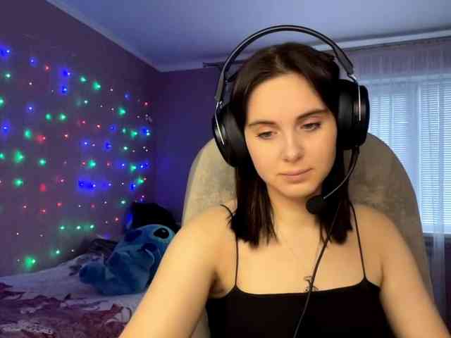 CANDY-LIPS-GIRL webcam
