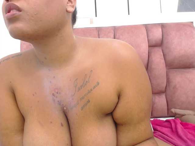 AriannaPearl's BongaCams show and profile