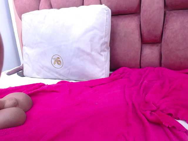 AriannaPearl webcam bongacams model stream image