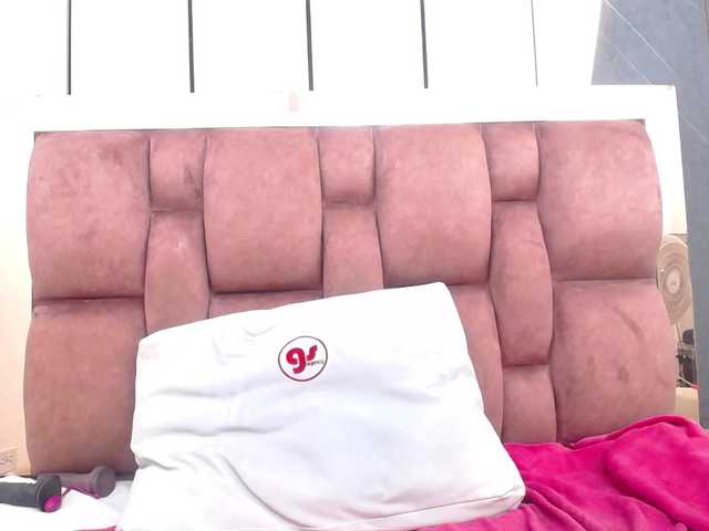 AriannaPearl's BongaCams show and profile