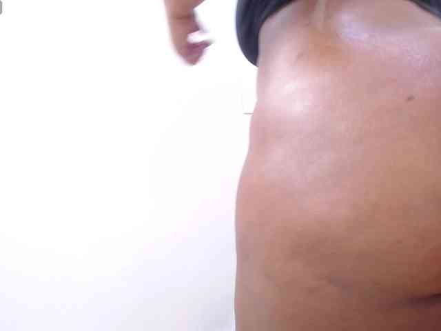 AriannaPearl webcam