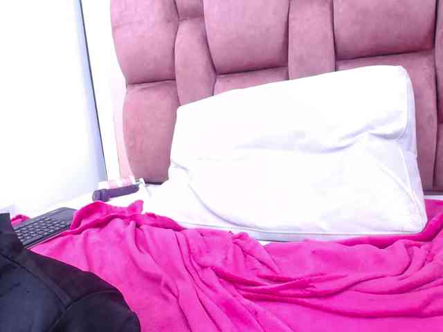 AriannaPearl webcam