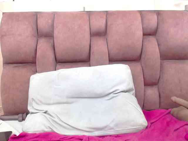 AriannaPearl webcam