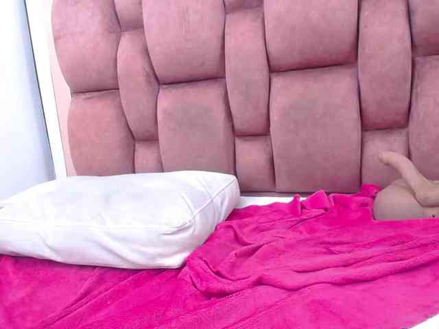 AriannaPearl webcam