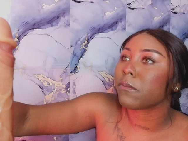 AngelThroatt's BongaCams show and profile