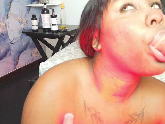  AngelThroatt chat room