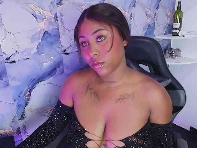 AngelThroatt AngelThroatt