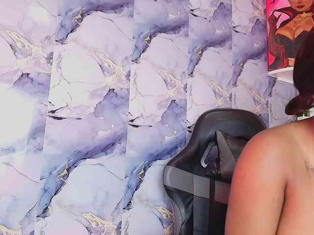 AngelThroatt AngelThroatt