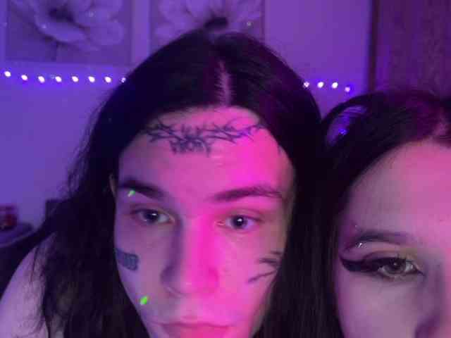 WetLips19 webcam
