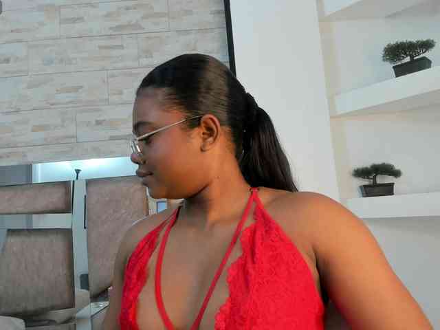 JuliannaSmith webcam