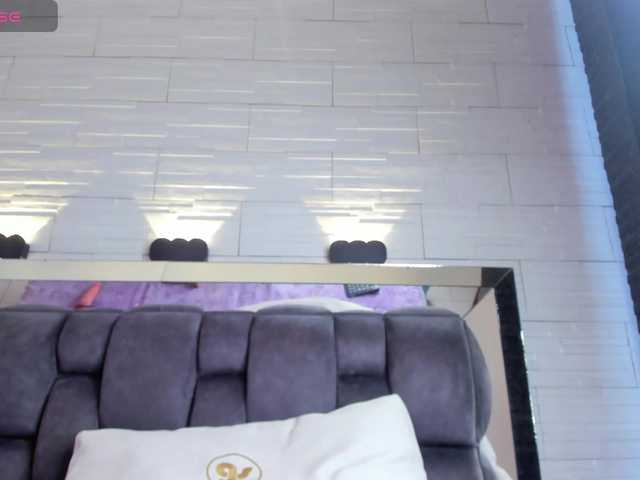 JadeHeartt's BongaCams show and profile