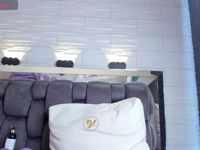 JadeHeartt's BongaCams show and profile