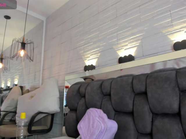 JadeHeartt's BongaCams show and profile