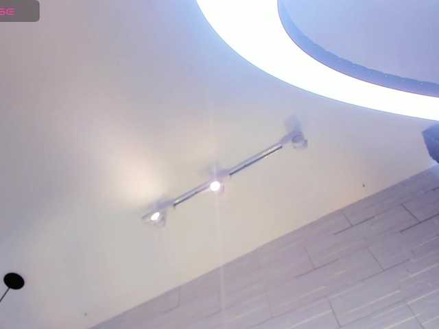 JadeHeartt live cam profile