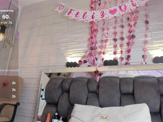 JadeHeartt's BongaCams show and profile