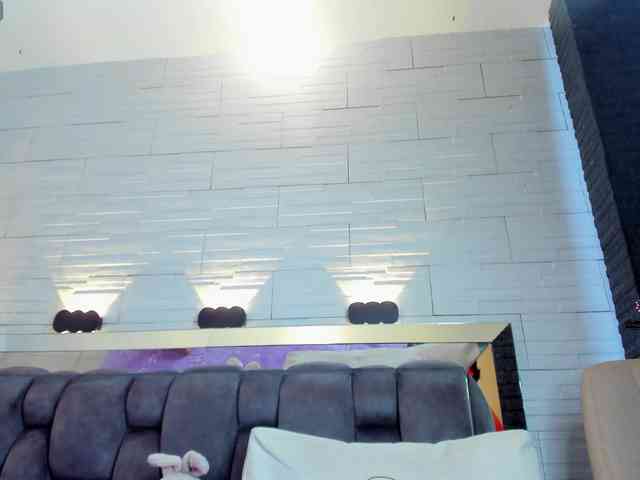 JadeHeartt webcam