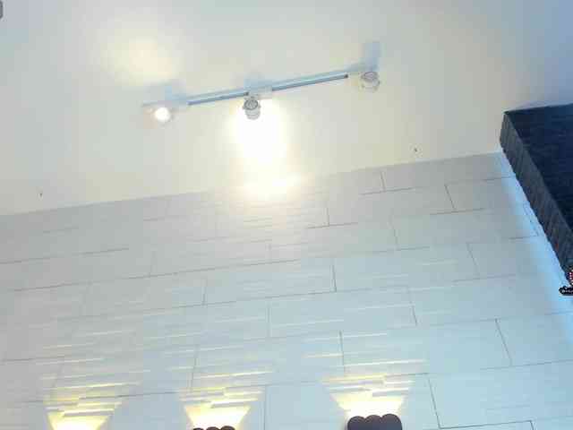 JadeHeartt webcam