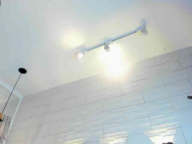 JadeHeartt webcam